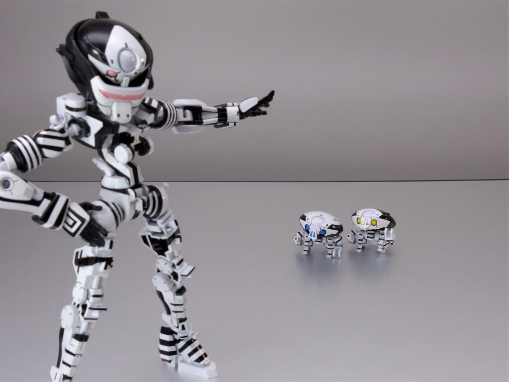 実はベースとなったのはグリモアではなく、グリモアレッドベレーだったりします。なのでミニダダ×2もついてきます。