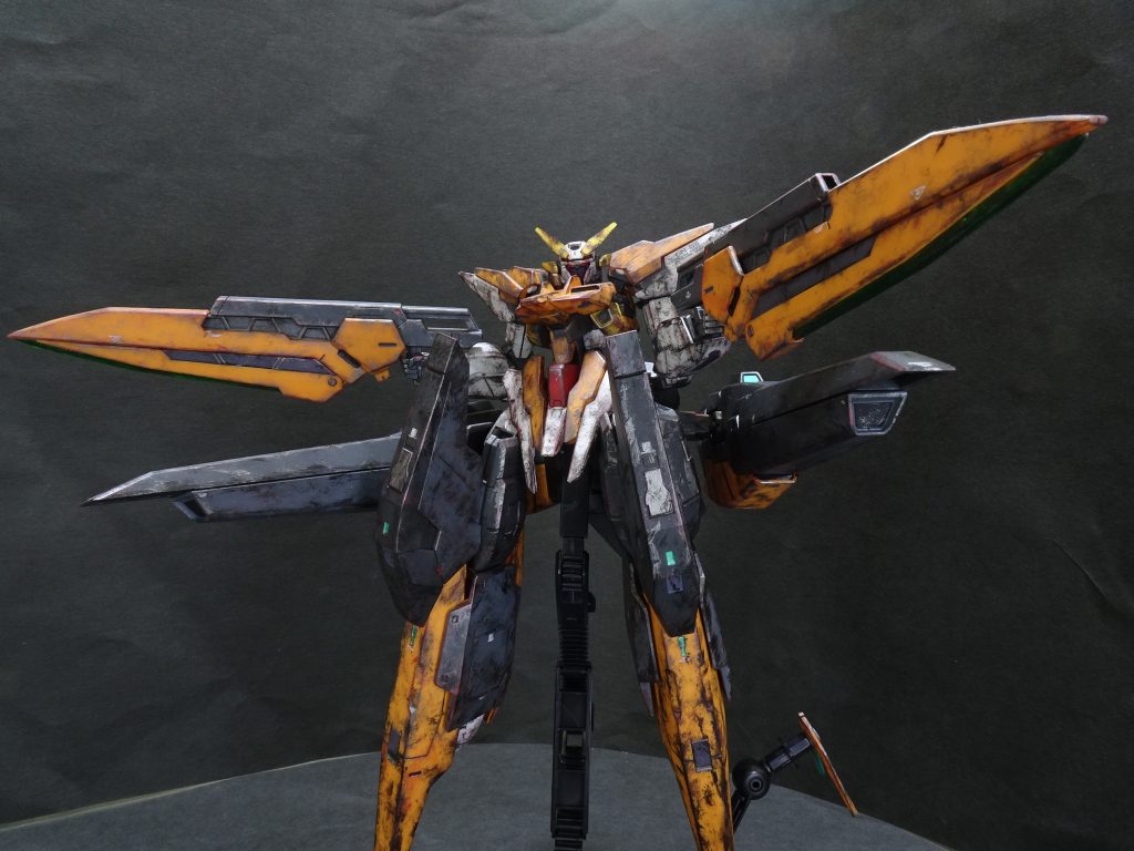 一斉射GNキャノンも構えると要塞感が凄いです…すき…