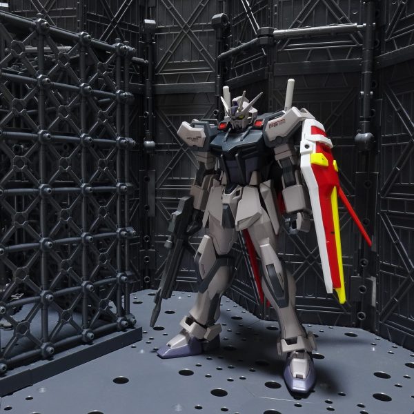 EG ストライクガンダム