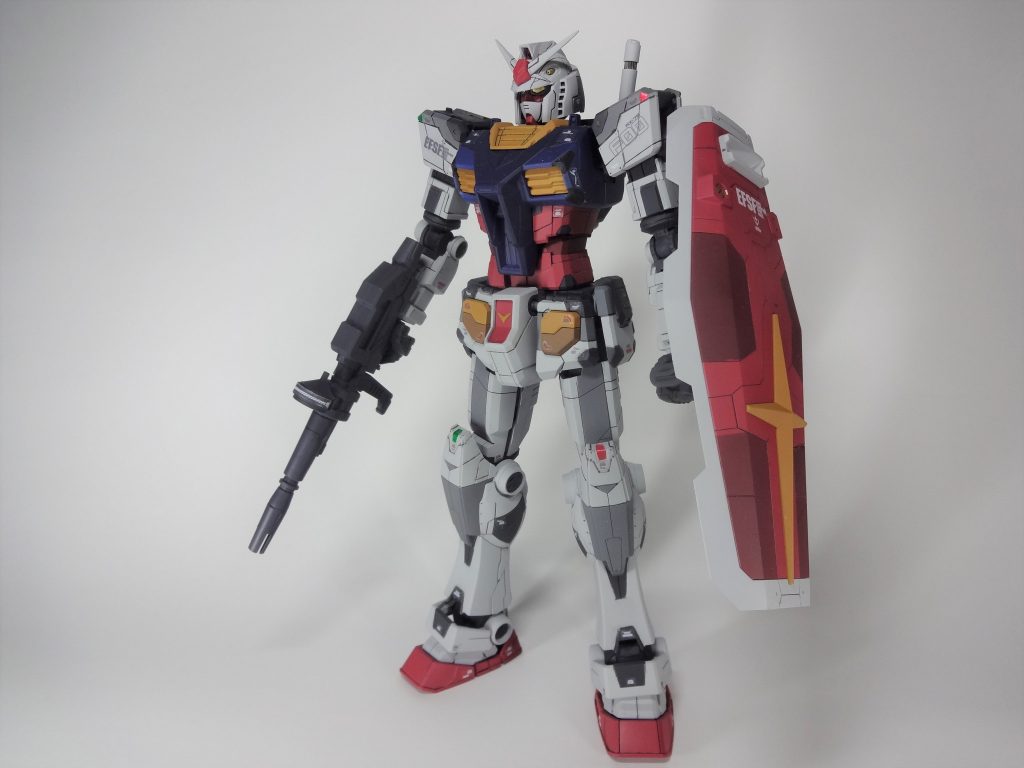 全ての色にグレーを混ぜて全体的に暗い色合いにしました写真で見ると明るいですね