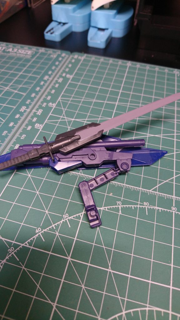 ソードは丁度いい穴があったから装備