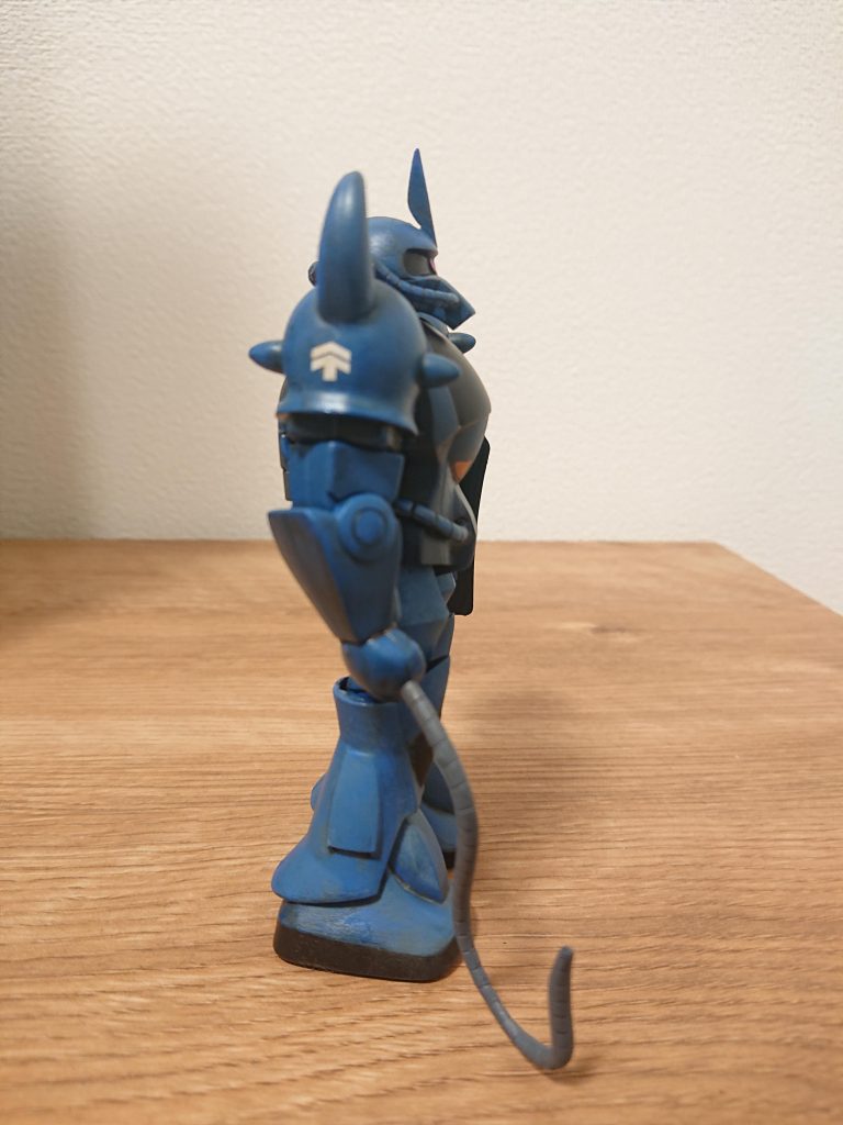 なんかそれっぽいデカールも貼付。