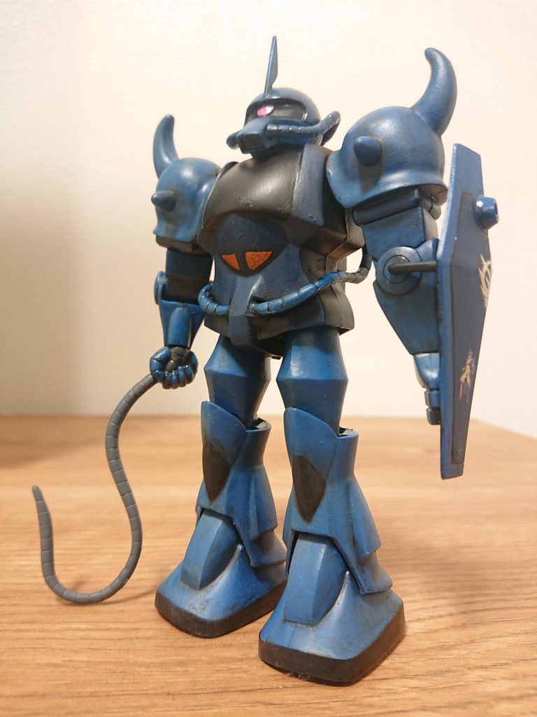 煽りショット。旧キットはやはり煽りが決まる!