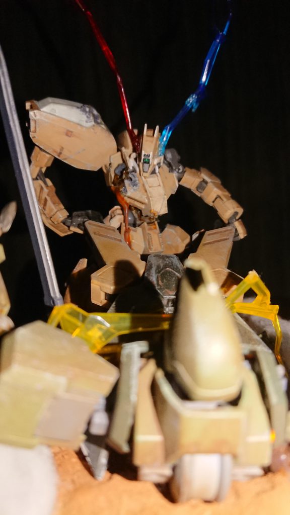 「てめぇをこの手でやれるとは」いかがでしたでしょうか。初投稿めちゃくちゃ緊張しながら文字を打ってます(笑)。今回はジオラマでしたがメインは改造なので今後投稿していけたらと思います。見ていただきありがとうございました。