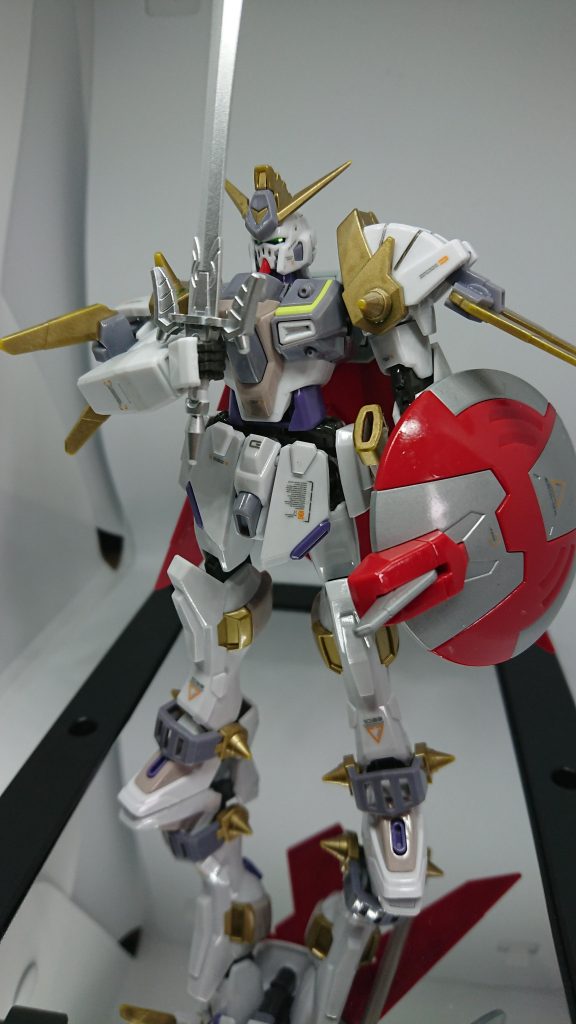 ガンダムジャスティスナイト–2枚目/制作者：G.I