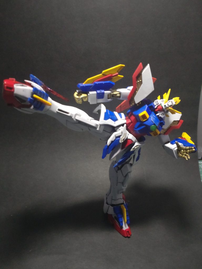 蹴り!蹴り!蹴り!関節部などは、金色にしました。(ストライクフリーダム風)