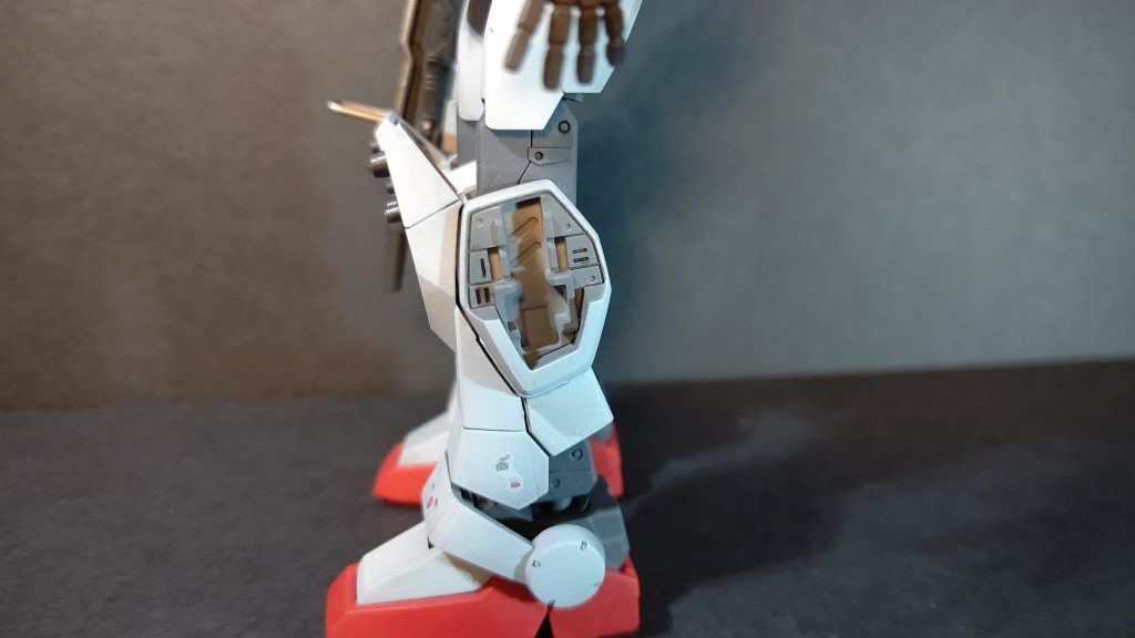 装甲裏とかはメカサフヘビー。