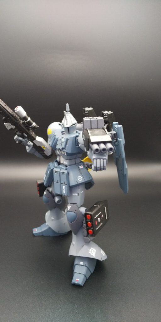 腕部ロケット砲