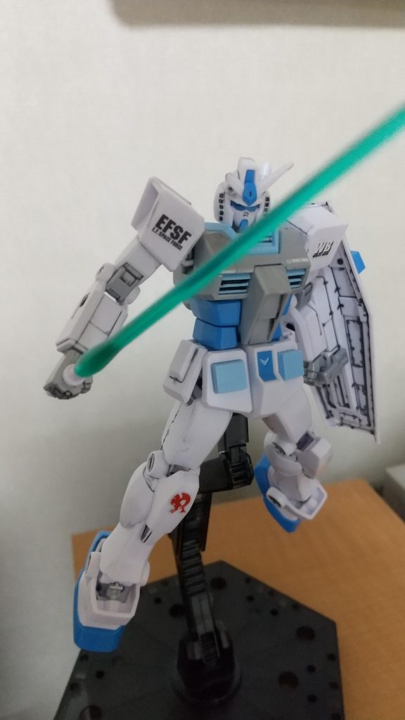 サーベルで斬りかかるガンダム！マーキングはガンダムデカールです。今回は以上です。最後までご覧下さり、ありがとうございました！