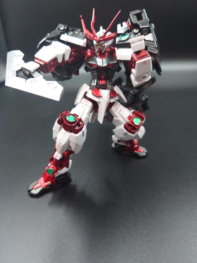 アックスの刃をナックルとしても利用できます。柄が折れても刃を拾って戦えます笑