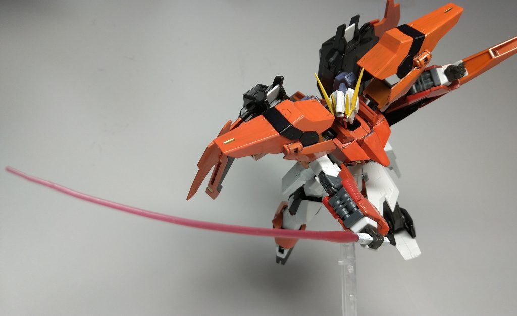 ビームサーベルライトニングガンダムから流用。普通のサーベルです。
