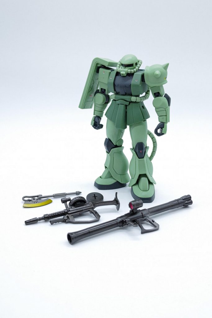 待ちに待ったリバイバル版、武装はヒート・ホーク、ザク・マシンガン(マガジン2個付属)、ザク・バズーカの3点。