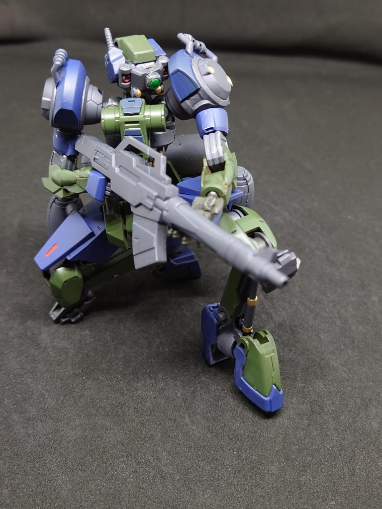 アサルトライフルアルプによって1から制作した武装連射性能がよく装弾数が多い