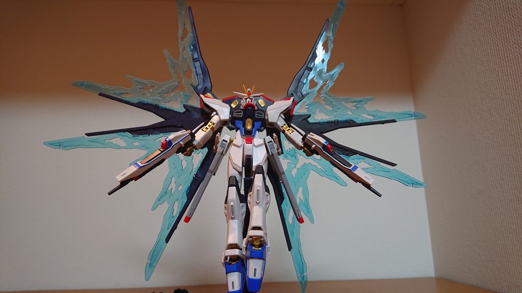 HG ストライクフリーダムガンダム 光の翼エフェクトセット–2枚目/制作者：刺身オレンジ