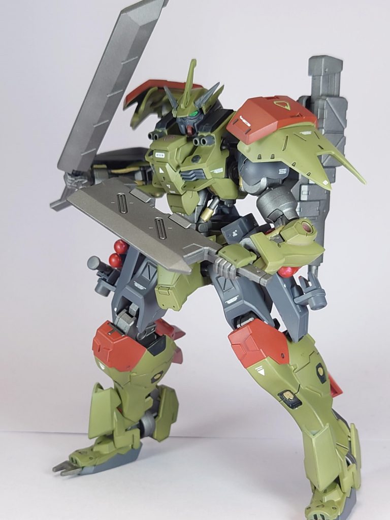 武装紹介その2…ソード、ショートソード、腰部グレネード白兵戦用の武装です