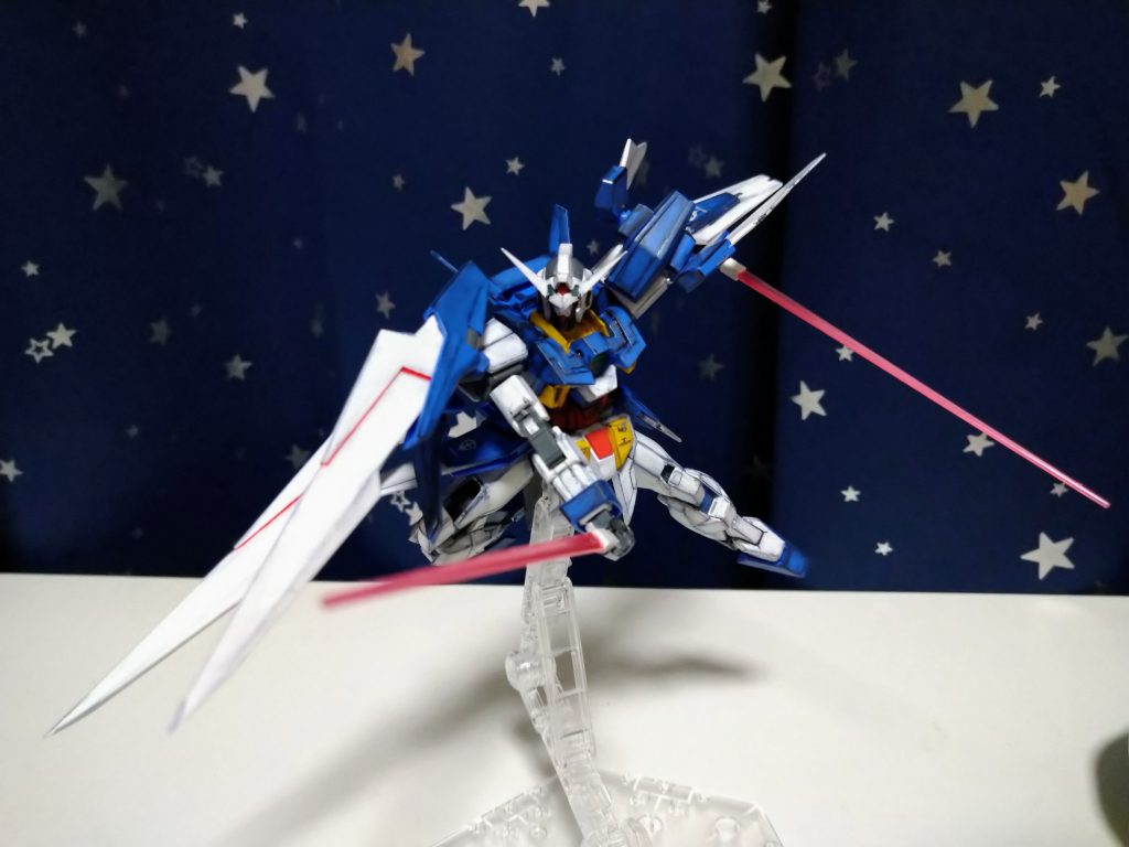 サーベルはYou Tubeを参考に表面を軽くヤスって荒らしてます光って見える効果があるそうです