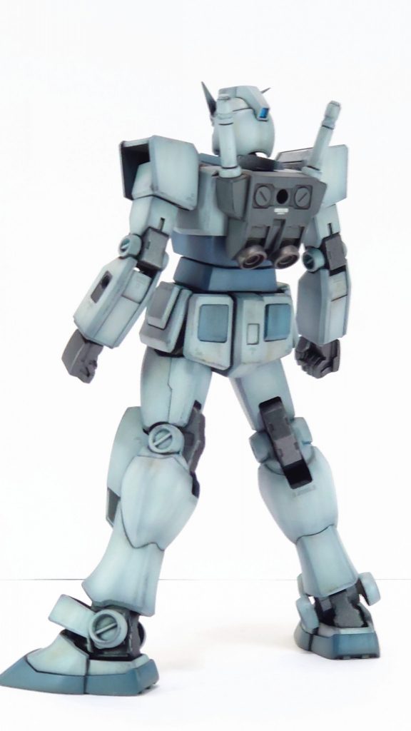 バーニアは市販パーツに交換してます。関節等のフレームに部はシルバーでドライブラシをかけてます。