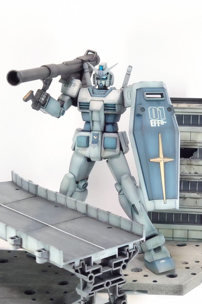 本体は基本塗装後にフィルタリキッドのブルーシェードでフィルタリング後、エナメル塗料でウォッシングしてます。