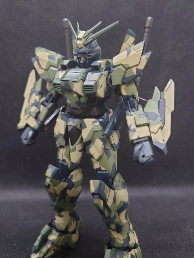 ブレイジングガンダム_スプリッター迷彩仕様–2枚目/制作者：@xaskaka07
