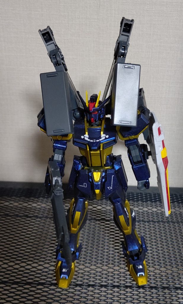 ストライカー折り畳み状態なんか、サンダーボルト味が強い