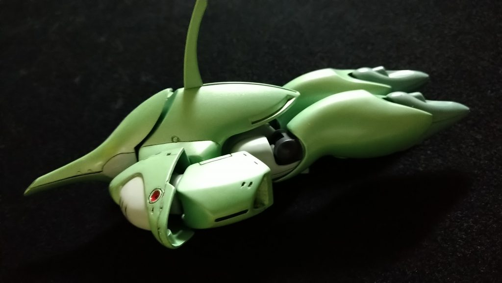 このキット、MAにもちゃんと変形できるようになってるのがいいですよね。