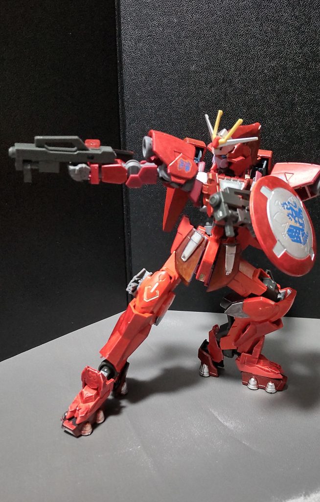 剣による接近戦が殆どだが、2丁拳銃による射撃や牽制もできる為、隙を作らせない。