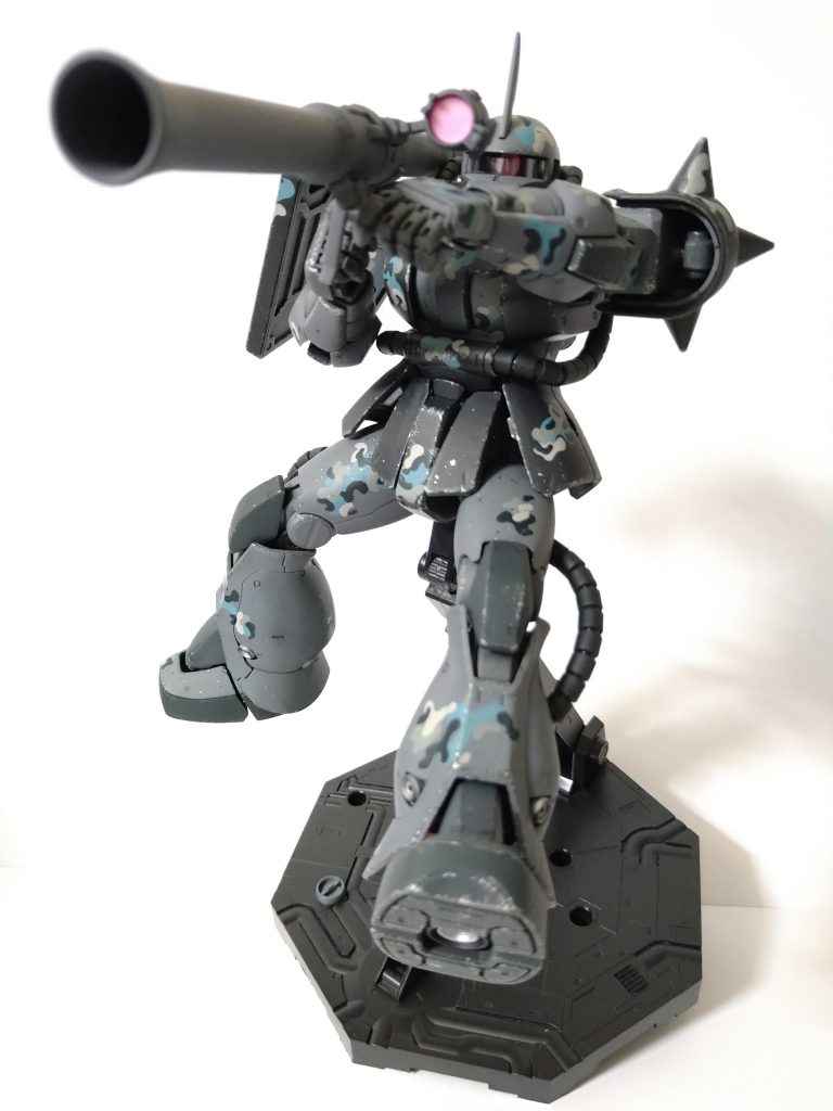 射撃シーン。やっぱりバズもいいです!