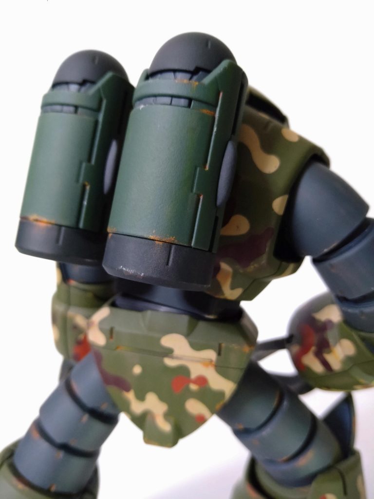 こうして見ると、バックパックの暗緑色うまく馴染んでますね。良かった(自画自讃(笑))。