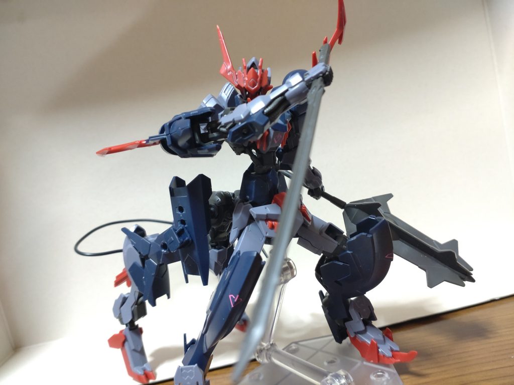 ・太刀&メイスバルバトスの武器っスね。メイスはボーナスパーツ扱いっス