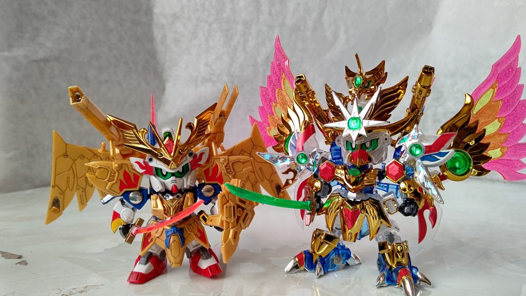 元の飛駆鳥と比べると幼さが抜けてかなり別物になってますね。ボリューム感がダンチ。もっとも、そのボリュームのせいで後ろに反ったり倒れたりしやすいのが玉に瑕。