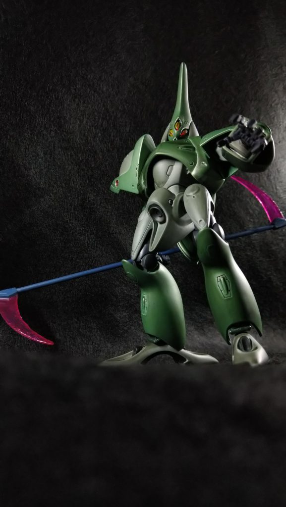 パールグリーンの上からスモーククリアを吹いてあるんですが、この写真だと結構テカって見えますが、つや消しなんですよ。これ。