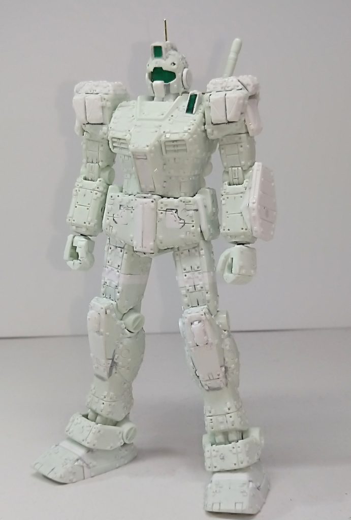 いつものようにFGガンダムを改造し各部関節をポリキャップ及びボールジョイント化しました😊