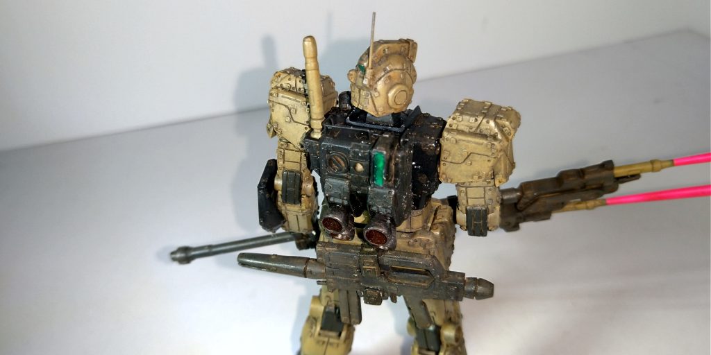 0.2ミリのプラ板で細かいチップを作り独特の装甲感を出してみました😊