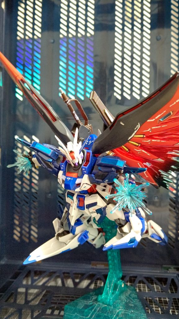 パルマフィオキーナ掌部ビーム砲を2つとも放つため特攻!!