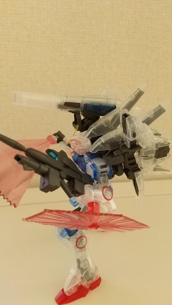 ほとんど素組みですが、実はホワイト部分のみパール塗装をしています。それがわかるように写真を撮れません！