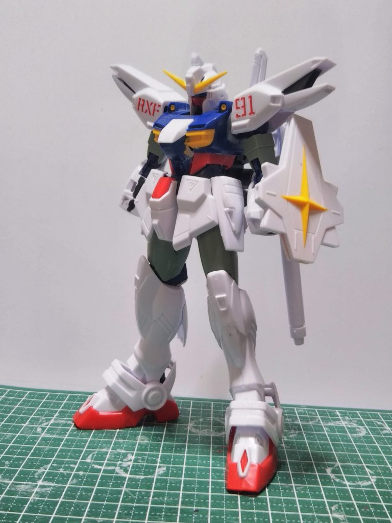 上半身は結構あちこち切った削ったを繰り返した結果、一回り以上小さくなりました。