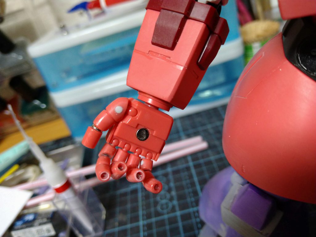 手のひらにも磁石!