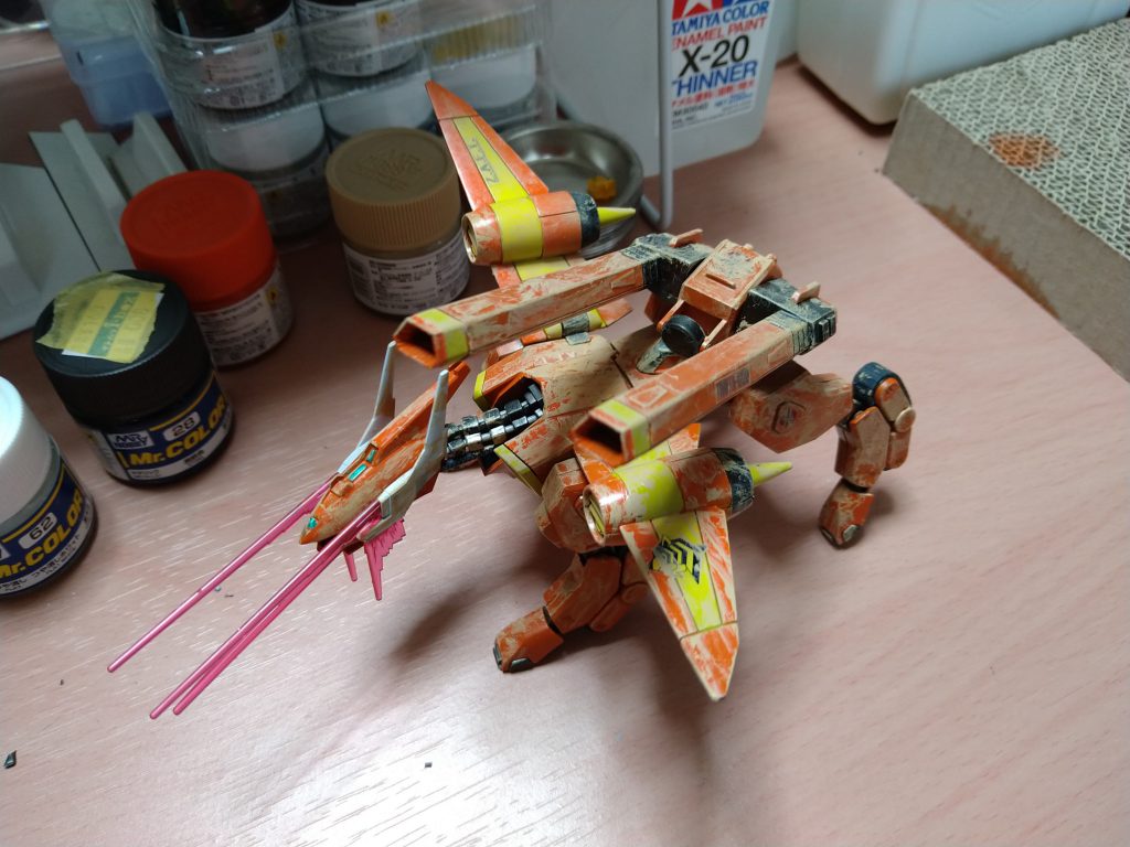 バクゥのキットにバルトフェルドのパーソナルマークのシールが入ってたので折角なので貼りました