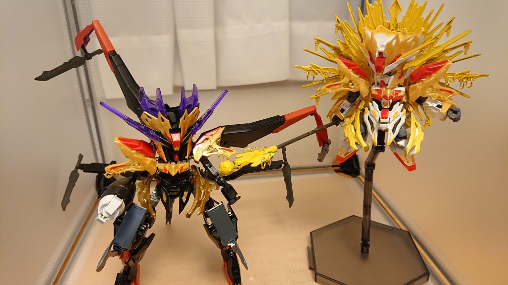 何と三蔵は法力の宿した錫杖で左腕を攻撃し粉砕する黄袍怪[ぎぃゃあああああ〜〜〜！！う、腕が・・・腕がぁ〜〜〜〜〜！！]