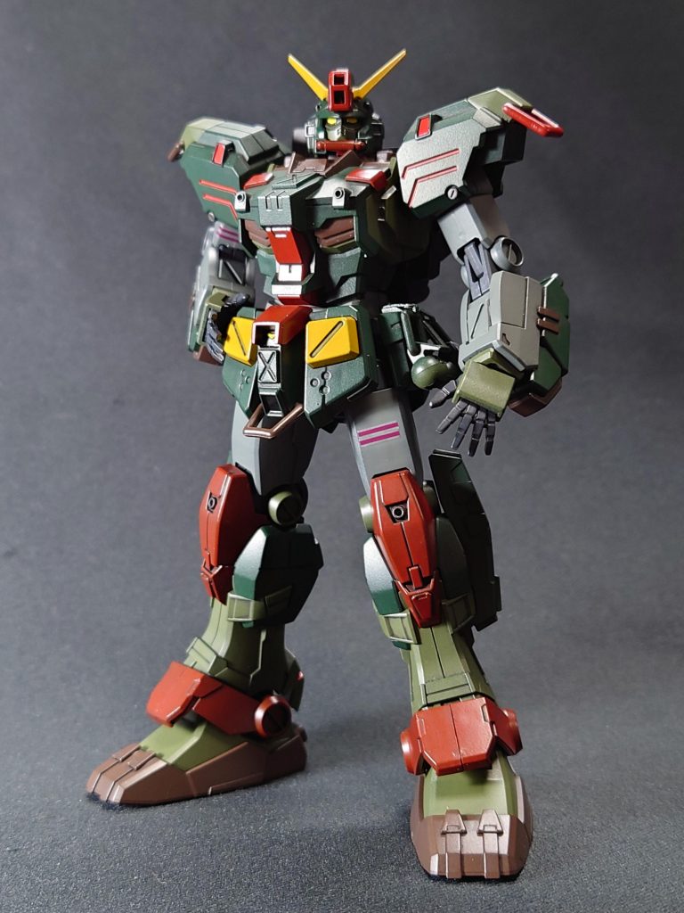 非武装(パイナップルは見逃して)の素立ちでも、コマンドしてますね。