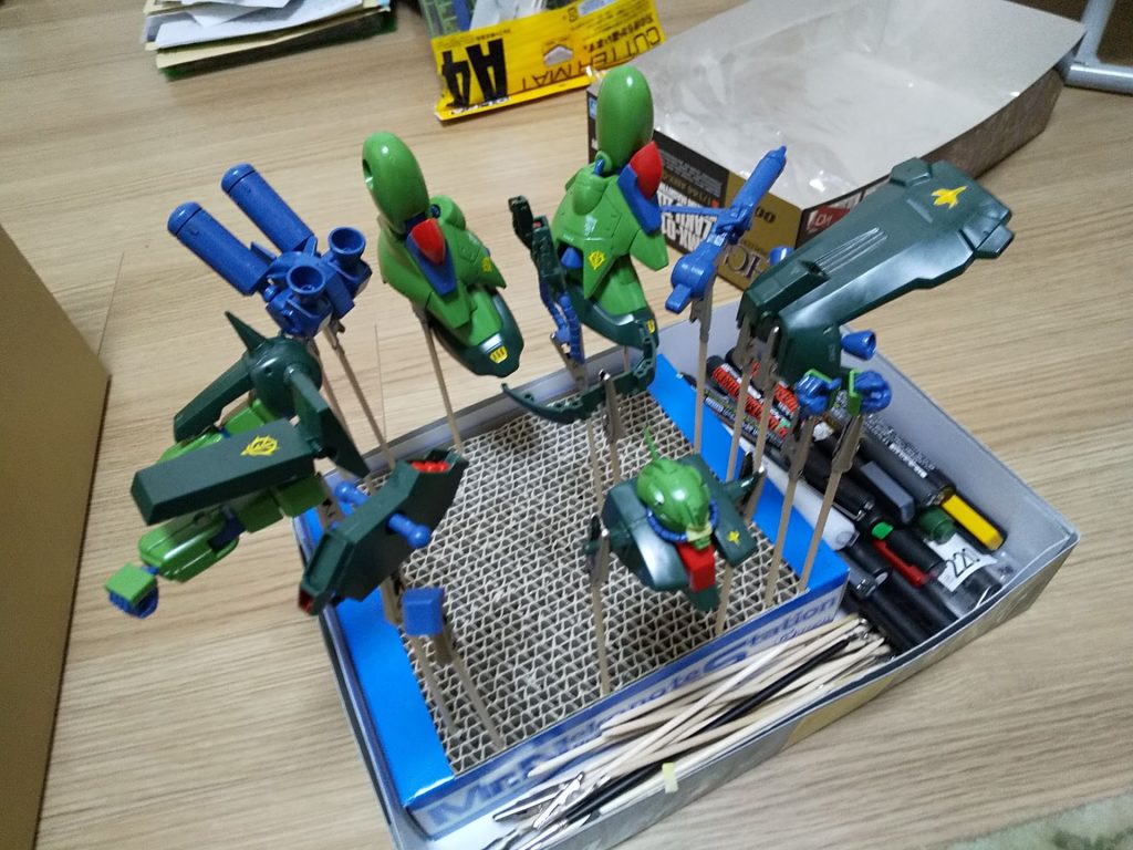 トップコート吹き待ち。