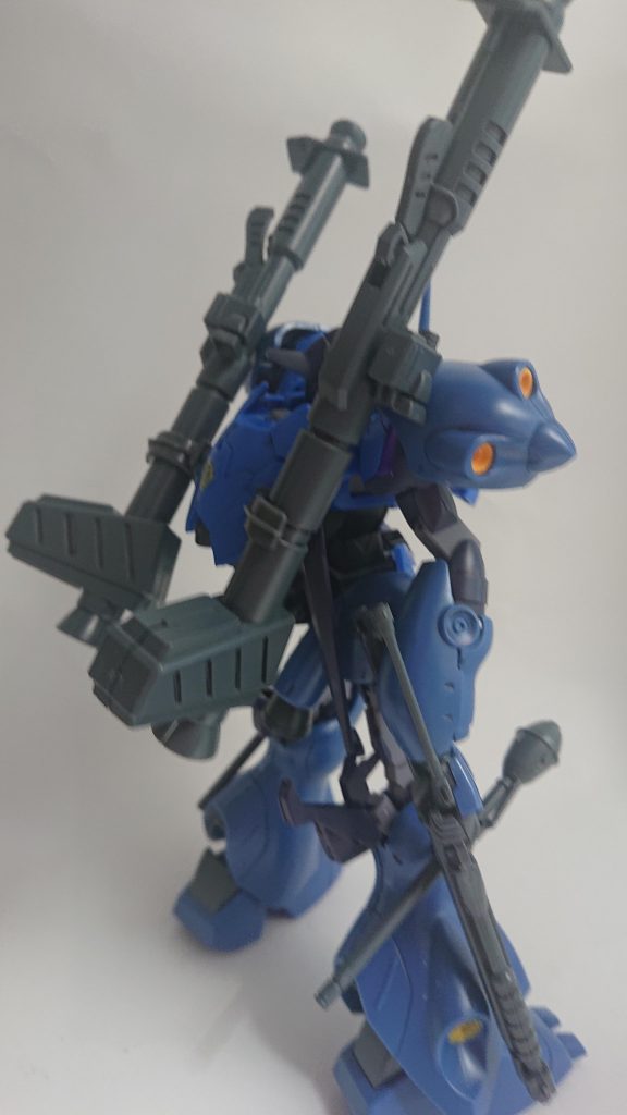 脚はケンプファーの脚を無改造でそのまま装着