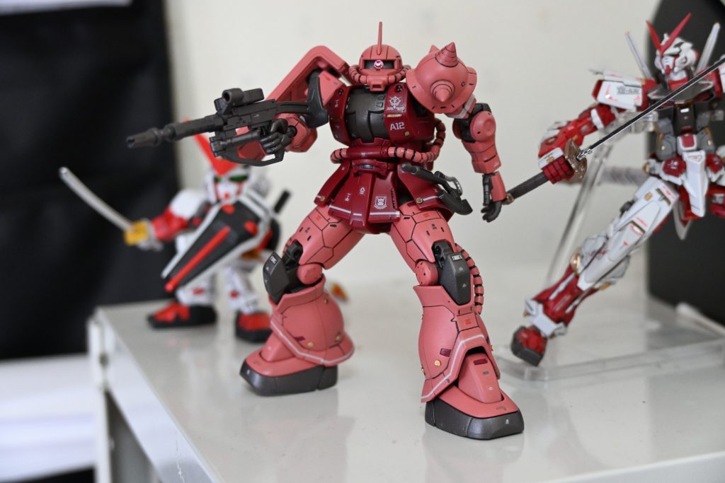 HGオリジン版シャア専用ザク–5枚目/制作者：jigen