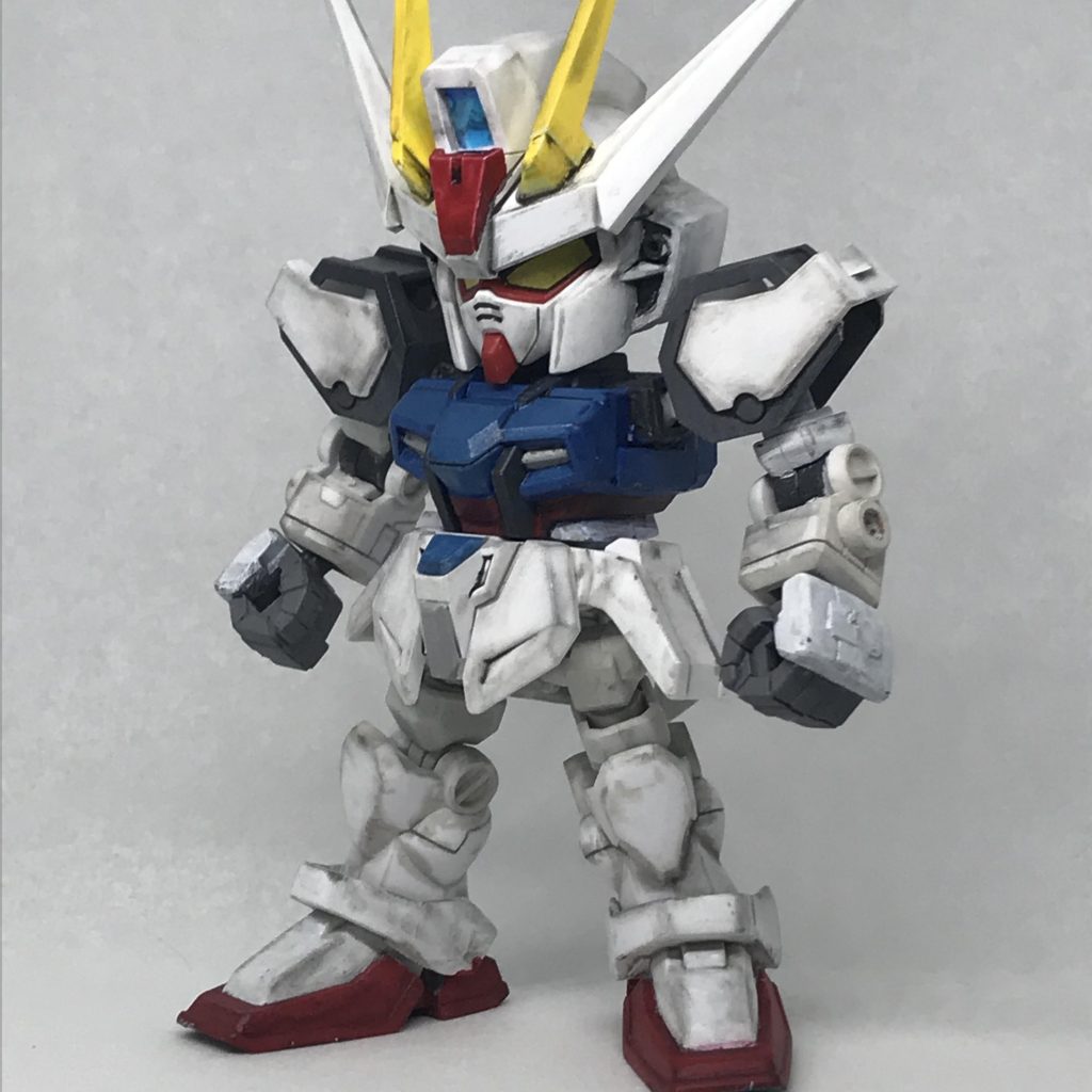 ニッパーを新調したので、試し切りにと購入した、EXスタンダードのストライクを改造しました。