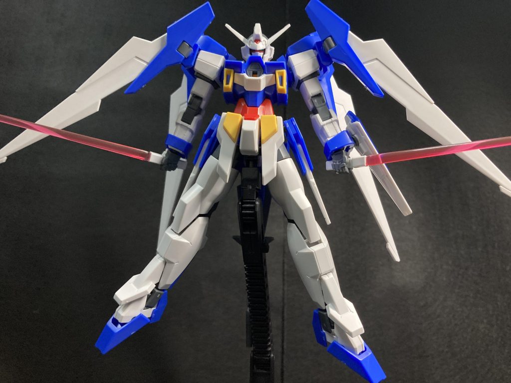 二刀流！似合いすぎますよ！？こういうアリオスやAGE2ノーマルなどの肩が長い系は二刀流が特に似合いますね（個人の見解です）