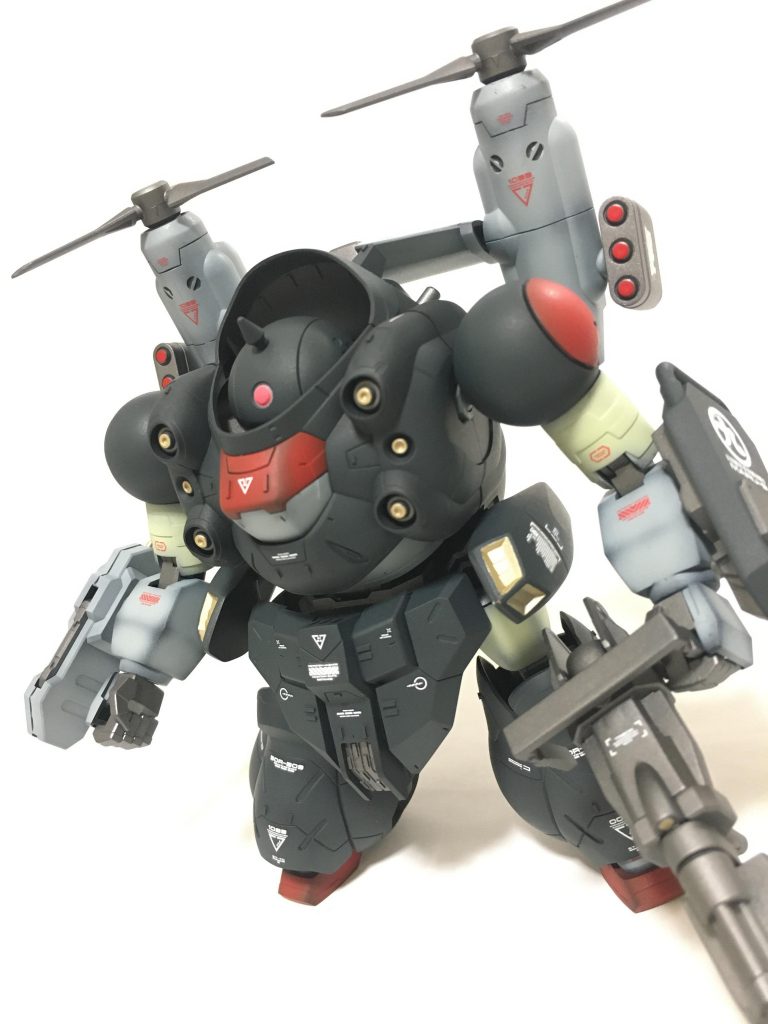 前回のガルバルディリベイク・イクサhttps://gumpla.jp/hg/905150が自分的に気合を入れ過ぎて、ディテールアップやデカーリングで情報過多になってしまったように感じたので、今作では、黒立ち上げの塗装の雰囲気を大事にして、情報量は控えめにしました。