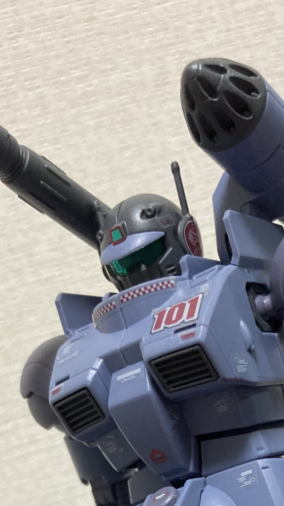 ムリやり右にキャノン、左にランチャー装着🤖コレならジブラルタ○海峡で飛んでくるバレーボールも打ち落とせる♡