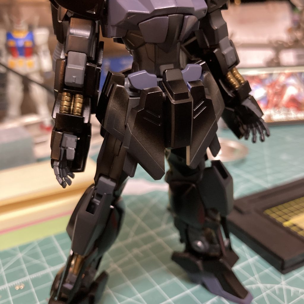 塗装時に、思いつきでグラデーションを施しました。ご覧いただきありがとうございました！