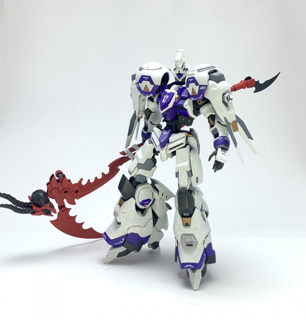 [メメント･モリ]※意味はラテン語で死を想えという格言です。山羊の頭を拵えた赤い大鎌