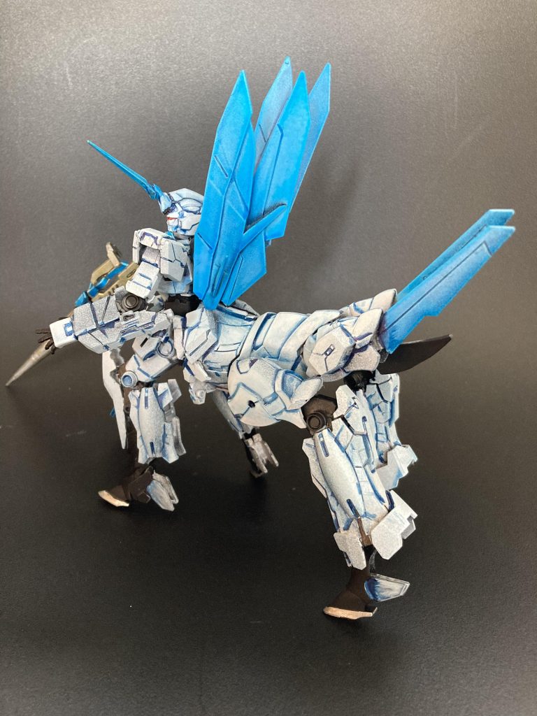 …おゝ、これは現実には存在せぬ獣、